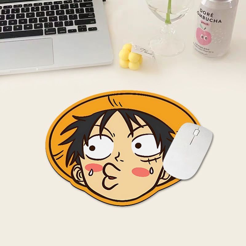 Podkładka pod mysz One Piece L – Desk Setup Cute recenzja i cena